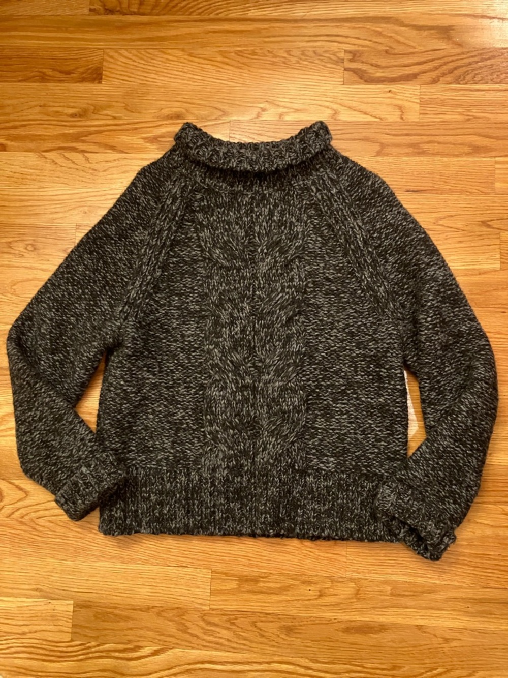 Banana Republic medium Charcoal Arran Marled yarn Cable Turtleneck Sweater